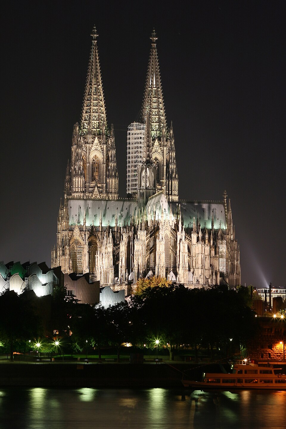 Wintergarten-Fachbetriebe in Altenkirchen: Kölner Dom – Foto: Thomas Wolf Wintergarten-Fachbetriebe in Altenkirchen: Kölner Dom