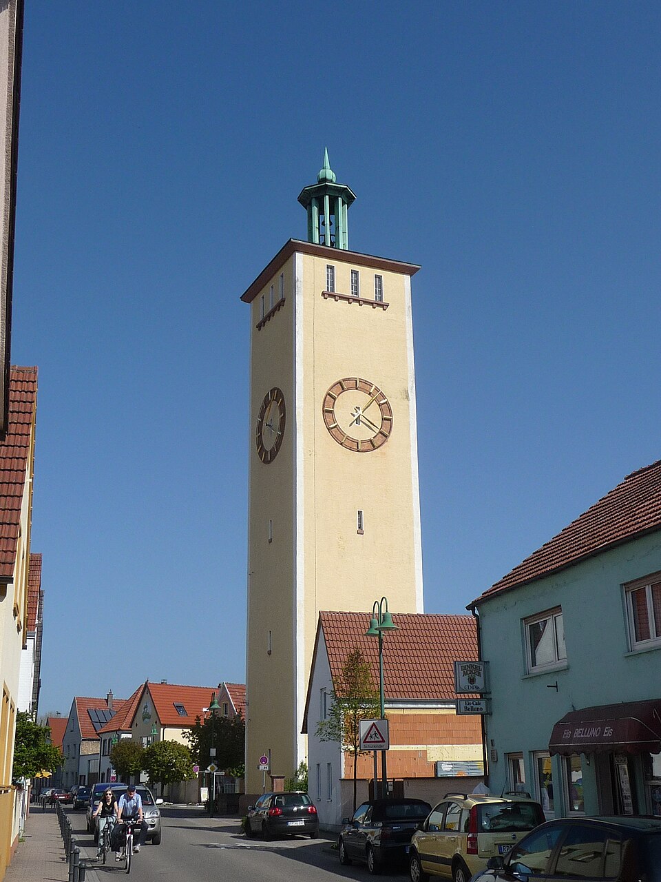 Wintergarten-Fachbetriebe in Altrip: Wasserturm – Foto: Immanuel Giel Wintergarten-Fachbetriebe in Altrip: Wasserturm