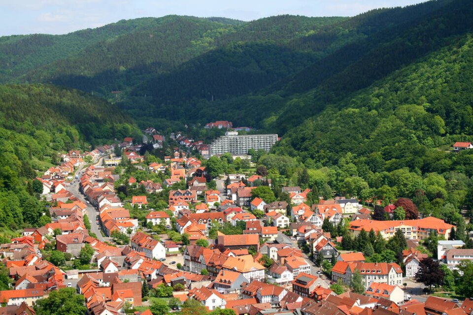 Wintergarten-Fachbetriebe in Bad Lauterberg im Harz: Stadtansicht – Foto: Pe-sa Wintergarten-Fachbetriebe in Bad Lauterberg im Harz: Stadtansicht