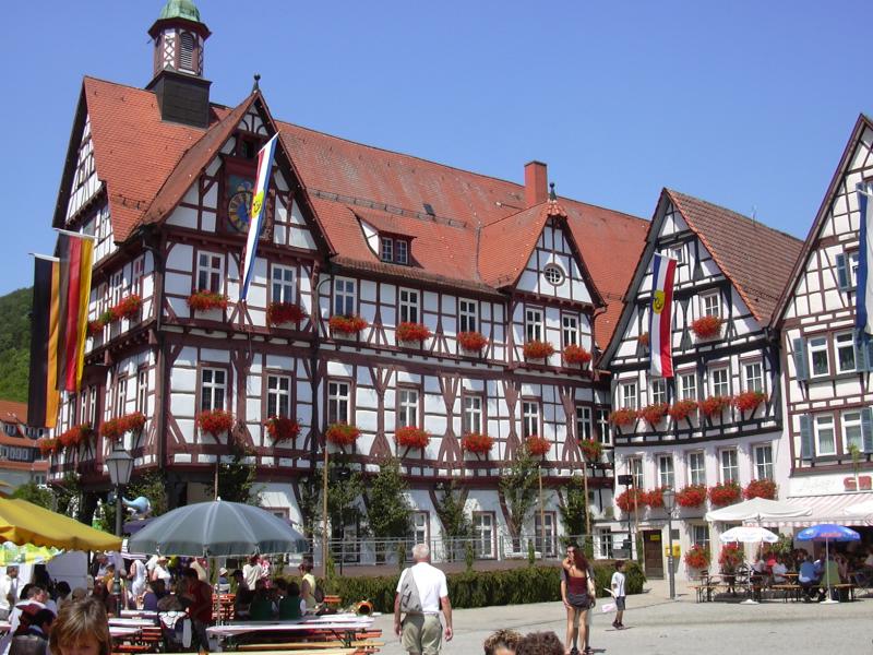 Wintergarten-Fachbetriebe in Bad Urach: Stadtansicht – Foto: Ssch Wintergarten-Fachbetriebe in Bad Urach: Stadtansicht