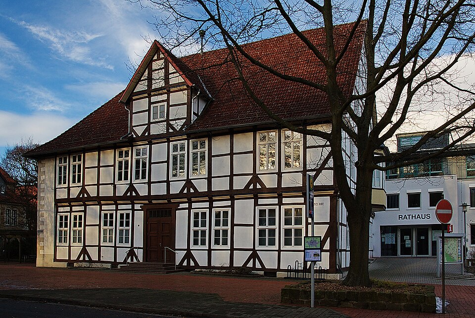 Wintergarten-Fachbetriebe in Barsinghausen: Rathaus
