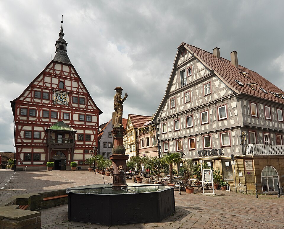 Wintergarten-Fachbetriebe in Besigheim: BesigheimMarktplatz – Foto: Mussklprozz Wintergarten-Fachbetriebe in Besigheim: BesigheimMarktplatz