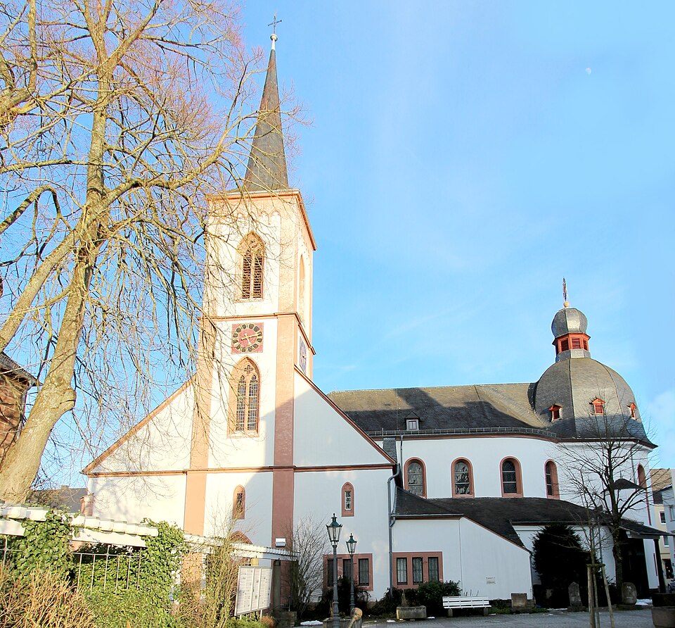 Wintergarten-Fachbetriebe in Bitburg: Katholische Pfarrkirche