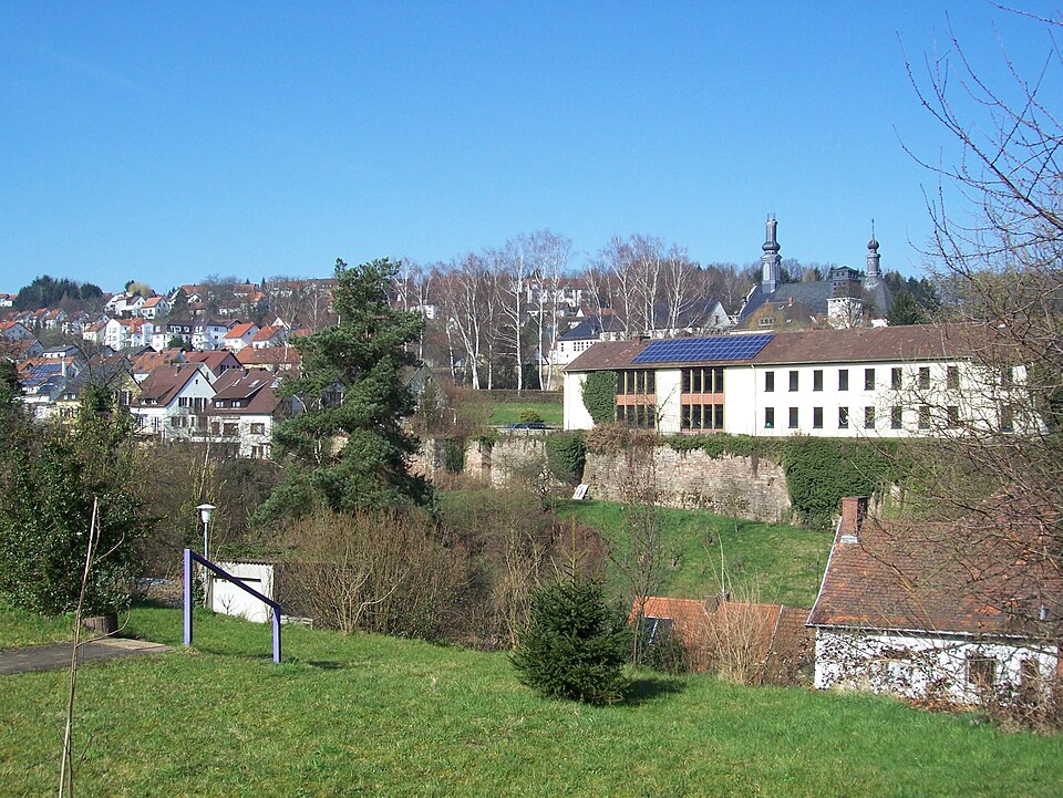 Wintergarten-Fachbetriebe in Blieskastel: Schlossberg – Foto: Mstp77 Wintergarten-Fachbetriebe in Blieskastel: Schlossberg