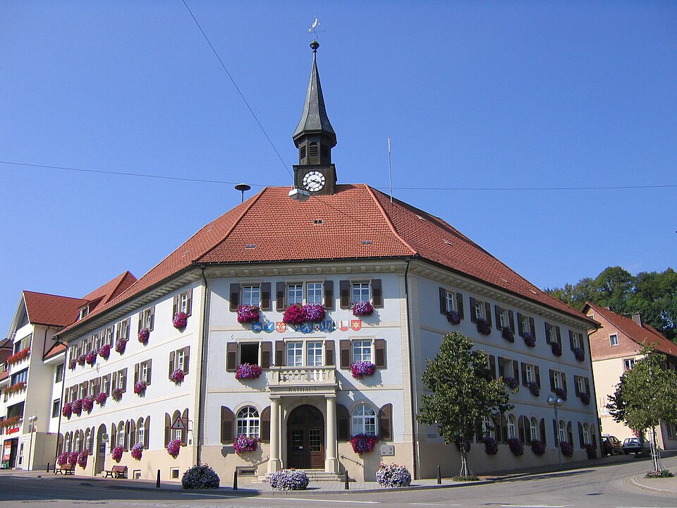 Wintergarten-Fachbetriebe in Bonndorf: Bonndorfer Rathaus – Foto: Flominator Wintergarten-Fachbetriebe in Bonndorf: Bonndorfer Rathaus