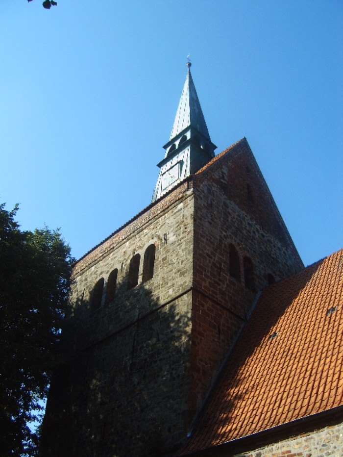 Wintergarten-Fachbetriebe in Bruchhausen-Vilsen: Turm St. Cyriakus Kirche