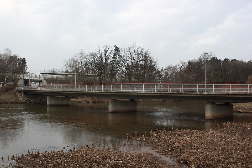 Wintergarten-Fachbetriebe in Büchenbach: Brücke – Foto: Markus G. Klötzer Wintergarten-Fachbetriebe in Büchenbach: Brücke