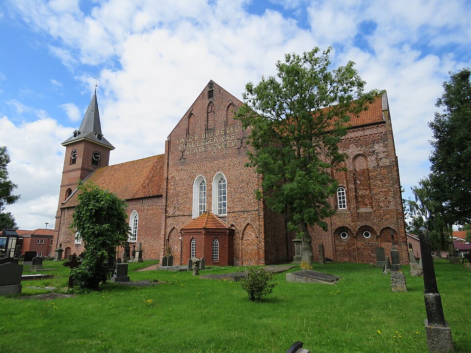 Wintergarten-Fachbetriebe in Bunde: Sankt Martinskirche