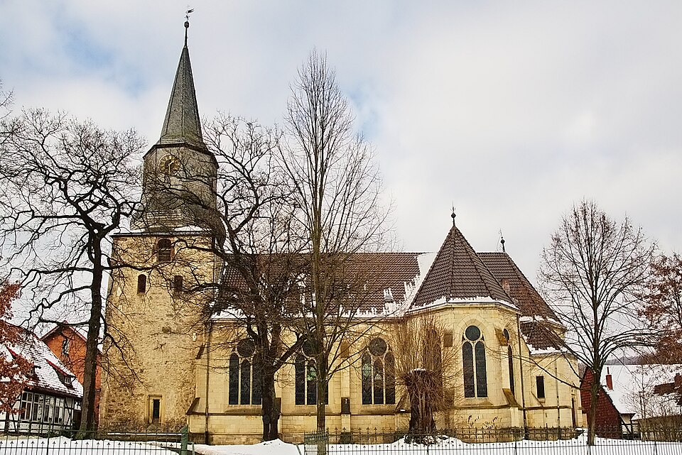 Wintergarten-Fachbetriebe in Delligsen: St. Georgs-Kirche – Foto: losch Wintergarten-Fachbetriebe in Delligsen: St. Georgs-Kirche