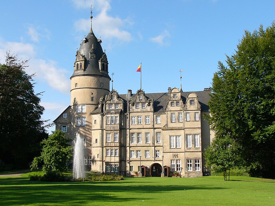 Wintergarten-Fachbetriebe in Detmold: Residenzschloss – Foto: Nikater Wintergarten-Fachbetriebe in Detmold: Residenzschloss