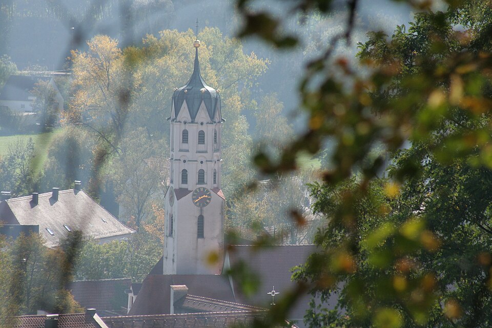 Wintergarten-Fachbetriebe in Dinkelscherben: Kirchturm – Foto: Jackyll Wintergarten-Fachbetriebe in Dinkelscherben: Kirchturm
