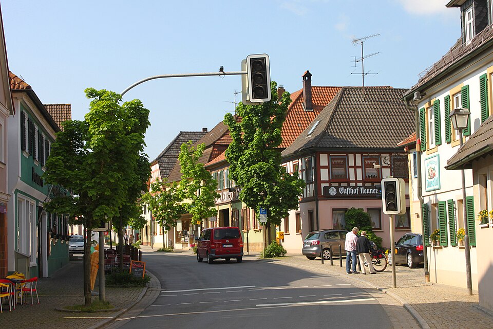 Wintergarten-Fachbetriebe in Ebensfeld: Hauptstraße – Foto: Benreis Wintergarten-Fachbetriebe in Ebensfeld: Hauptstraße