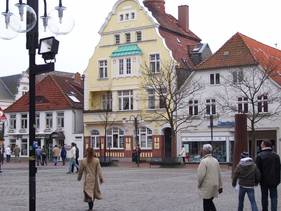 Wintergarten-Fachbetriebe in Eckernförde: Rathausmarkt – Foto: "tpfennig" = Thilo Pfennig Wintergarten-Fachbetriebe in Eckernförde: Rathausmarkt