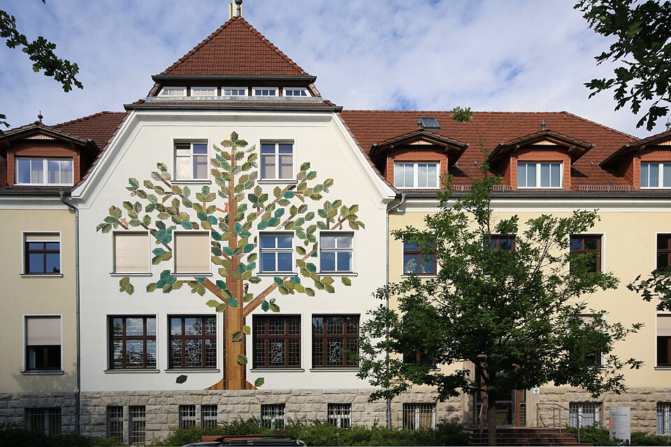 Wintergarten-Fachbetriebe in Eichwalde: Rathaus – Foto: Kuli Wintergarten-Fachbetriebe in Eichwalde: Rathaus