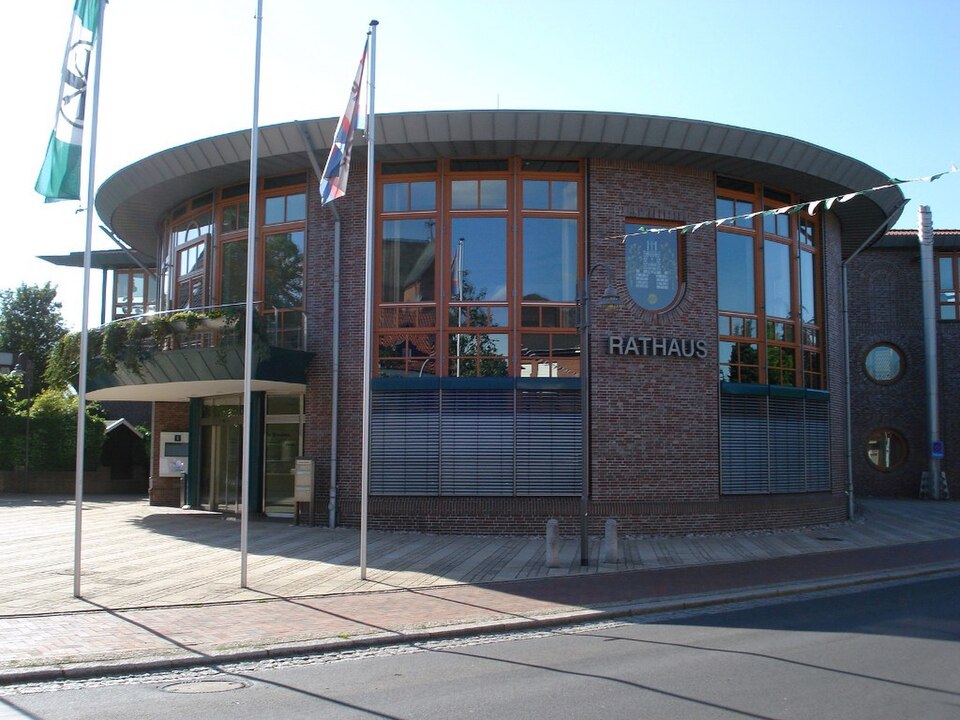 Wintergarten-Fachbetriebe in Emstek: Rathaus
