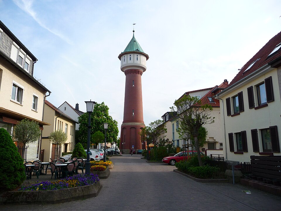 Wintergarten-Fachbetriebe in Eppelheim: Wahrzeichen Wasserturm – Foto: 4028mdk09 Wintergarten-Fachbetriebe in Eppelheim: Wahrzeichen Wasserturm