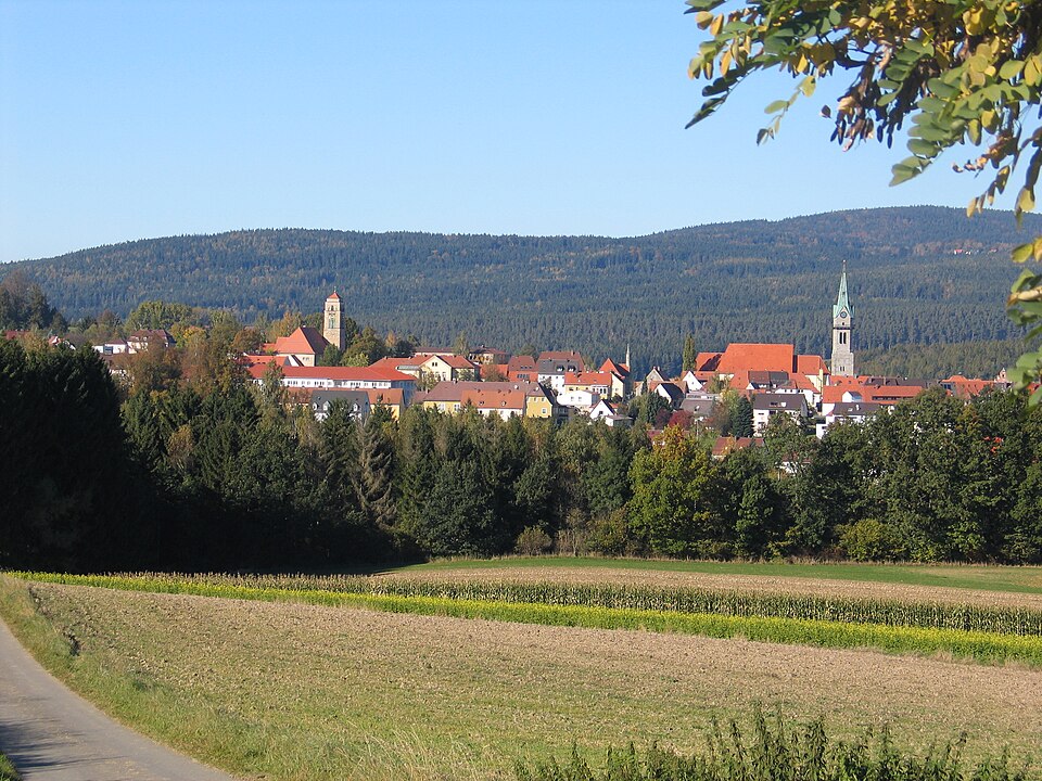 Wintergarten-Fachbetriebe in Erbendorf: Stadtansicht – Foto: Roland Wellenhöfer, Erbendorf Wintergarten-Fachbetriebe in Erbendorf: Stadtansicht
