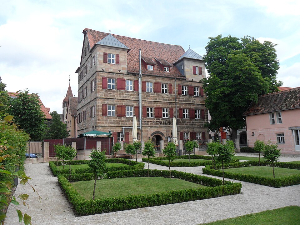 Wintergarten-Fachbetriebe in Feucht: Tucherschloss in der Hauptstraße – Foto: Aarp65 Wintergarten-Fachbetriebe in Feucht: Tucherschloss in der Hauptstraße