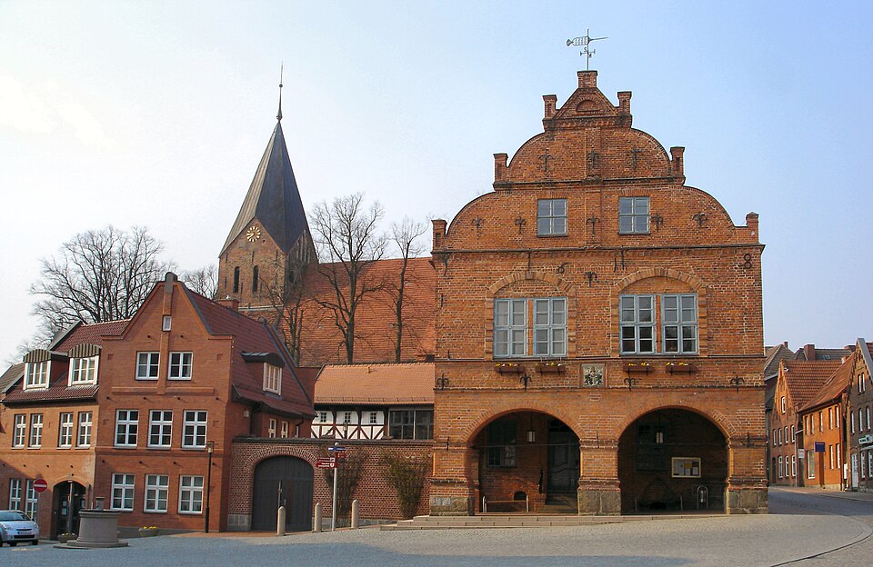 Wintergarten-Fachbetriebe in Gadebusch: Rathaus