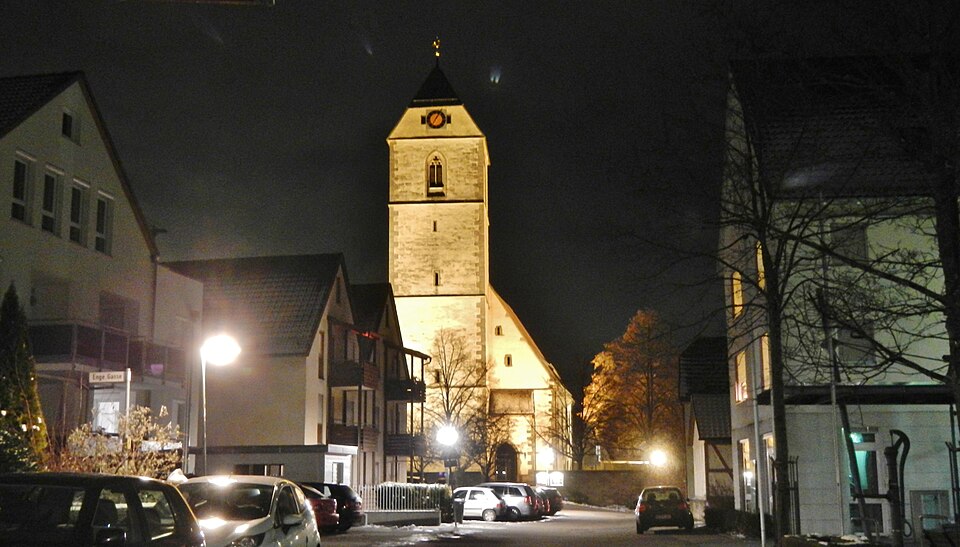 Wintergarten-Fachbetriebe in Gärtringen: Evangelische Kirche – Foto: qwesy qwesy Wintergarten-Fachbetriebe in Gärtringen: Evangelische Kirche