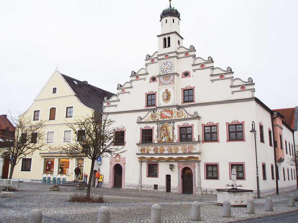 Wintergarten-Fachbetriebe in Gaimersheim: Landkreis Eichstätt Rathaus – Foto: Rensi Wintergarten-Fachbetriebe in Gaimersheim: Landkreis Eichstätt Rathaus