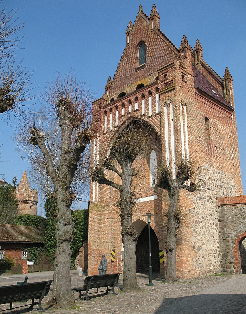 Wintergarten-Fachbetriebe in Gransee: Pulverturm Ruppiner Tor