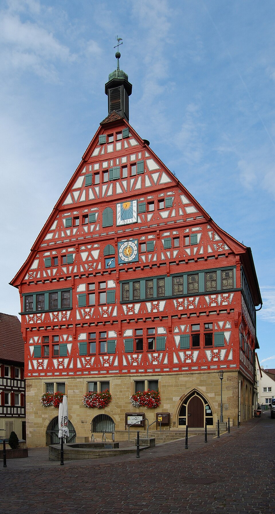 Wintergarten-Fachbetriebe in Großbottwar: Rathaus – Foto: Felix König Wintergarten-Fachbetriebe in Großbottwar: Rathaus