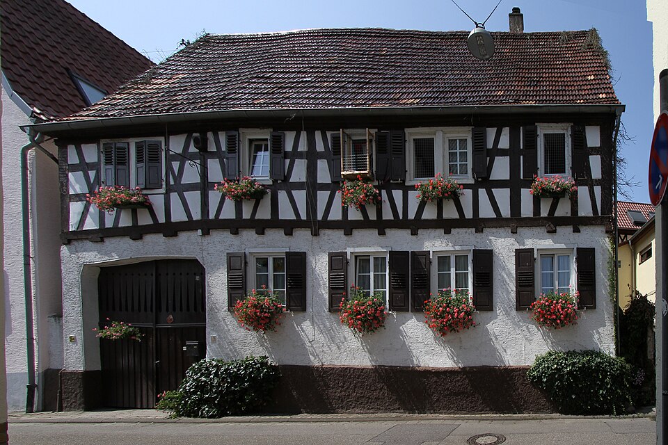 Wintergarten-Fachbetriebe in Hagenbach: Stadtansicht – Foto: Gerd Eichmann Wintergarten-Fachbetriebe in Hagenbach: Stadtansicht