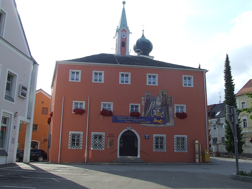 Wintergarten-Fachbetriebe in Hemau: Oberpfalz, altes Rathaus – Foto: DALIBRI Wintergarten-Fachbetriebe in Hemau: Oberpfalz, altes Rathaus