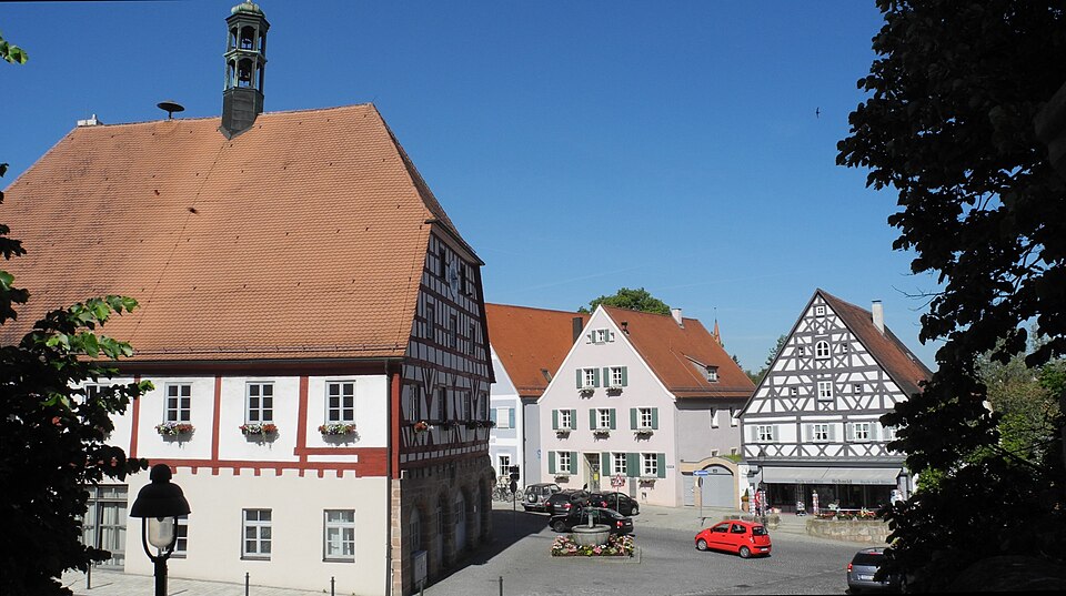 Wintergarten-Fachbetriebe in Hilpoltstein: Rathaus – Foto: Franzfoto Wintergarten-Fachbetriebe in Hilpoltstein: Rathaus