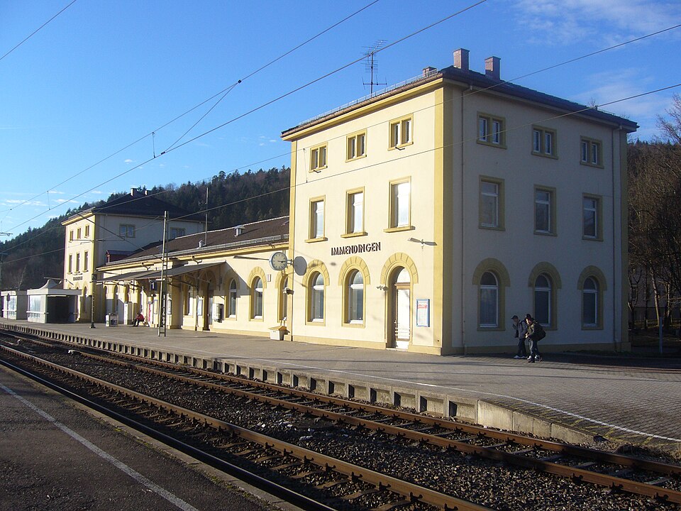 Wintergarten-Fachbetriebe in Immendingen: Bahnhof – Foto: Donautalbahner Wintergarten-Fachbetriebe in Immendingen: Bahnhof
