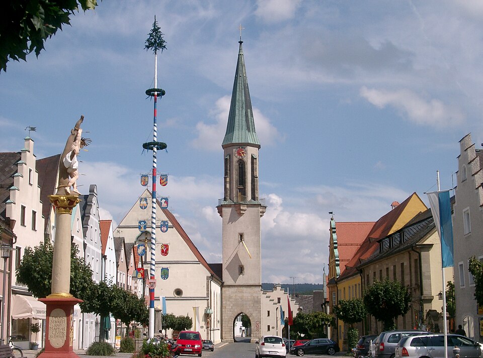 Wintergarten-Fachbetriebe in Kemnath: Stadtplatz – Foto: Kereul Wintergarten-Fachbetriebe in Kemnath: Stadtplatz