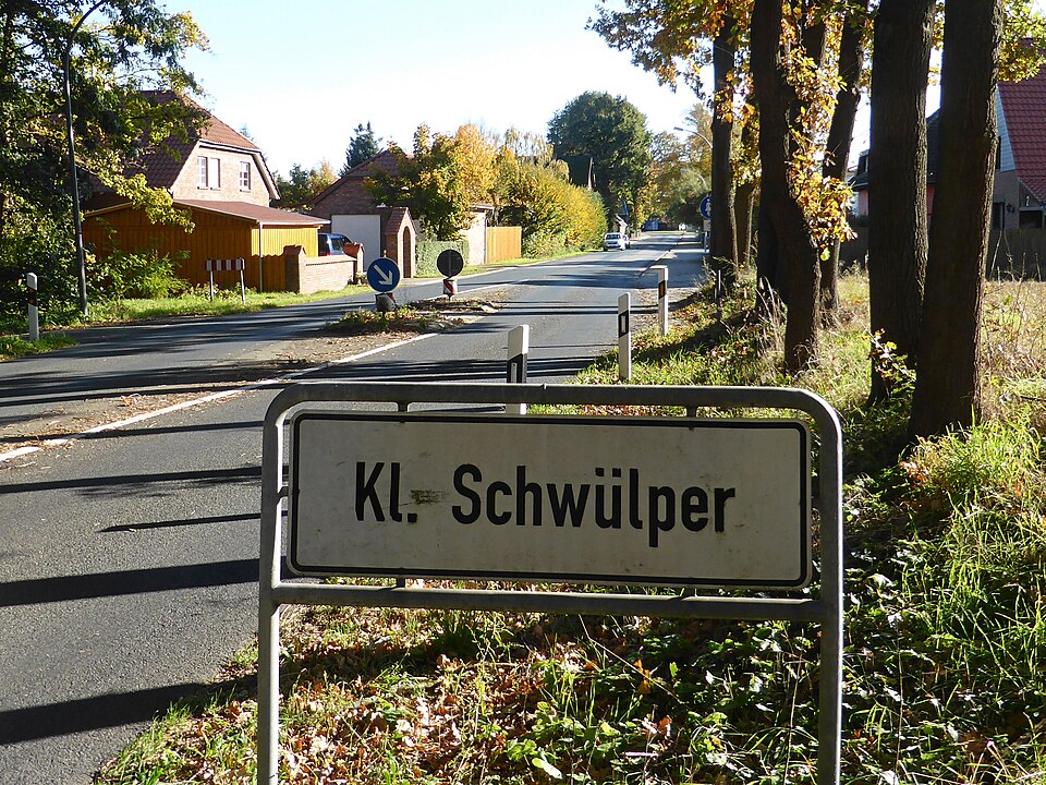 Wintergarten-Fachbetriebe in Klein Schwülper: Stadtansicht – Foto: Kirchenfan Wintergarten-Fachbetriebe in Klein Schwülper: Stadtansicht