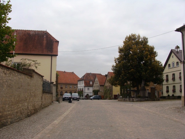 Wintergarten-Fachbetriebe in Kolitzheim: Ensemble Marktplatz – Foto: Monandowitsch Wintergarten-Fachbetriebe in Kolitzheim: Ensemble Marktplatz