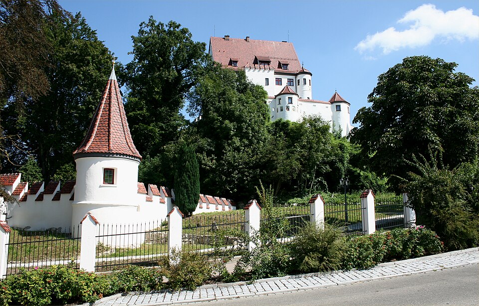 Wintergarten-Fachbetriebe in Leipheim: Schloss – Foto: Dr. Eugen Lehle Wintergarten-Fachbetriebe in Leipheim: Schloss