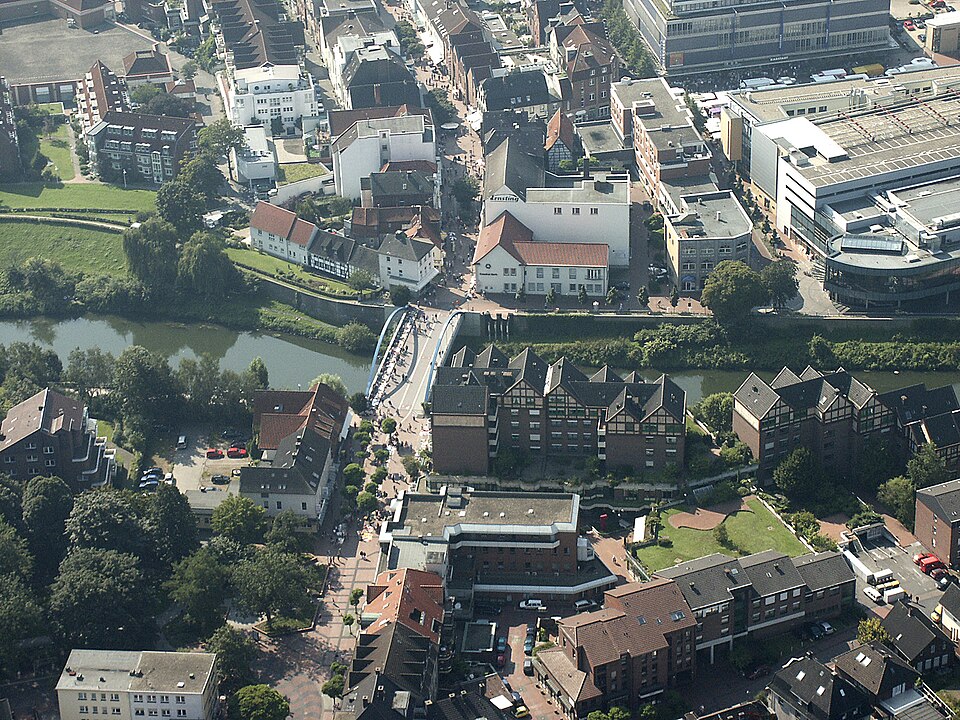 Wintergarten-Fachbetriebe in Lünen: Lippebruecke