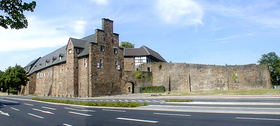 Wintergarten-Fachbetriebe in Mülheim an der Ruhr: Schloss – Foto: Docfeelgood Wintergarten-Fachbetriebe in Mülheim an der Ruhr: Schloss