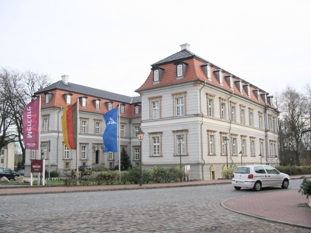 Wintergarten-Fachbetriebe in Neustadt-Glewe: Schloss – Foto: Niteshift Wintergarten-Fachbetriebe in Neustadt-Glewe: Schloss