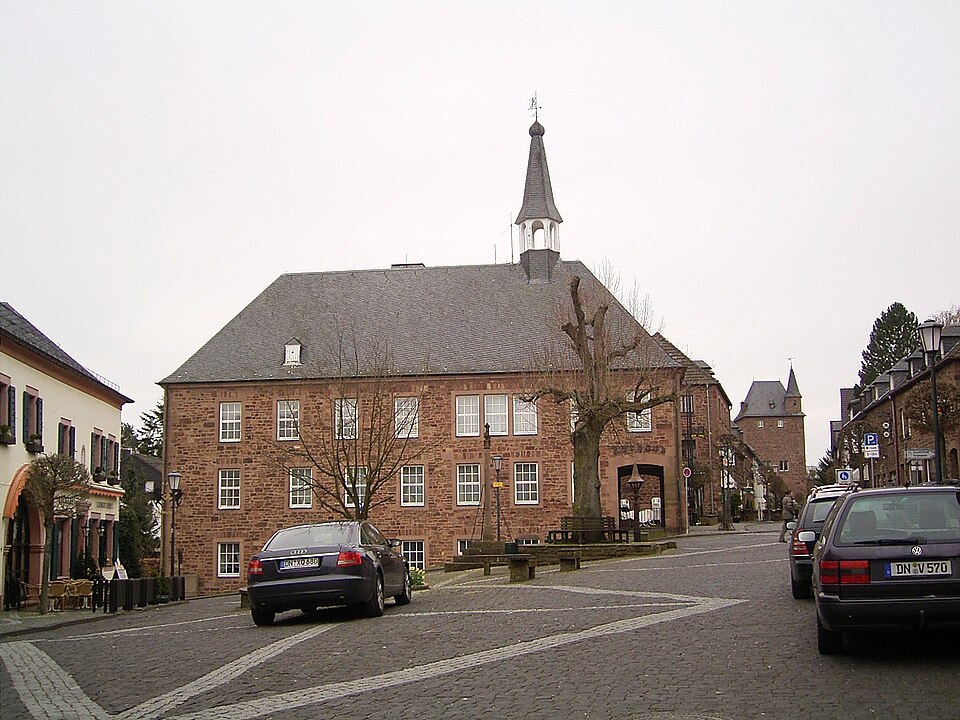 Wintergarten-Fachbetriebe in Nideggen: Rathaus