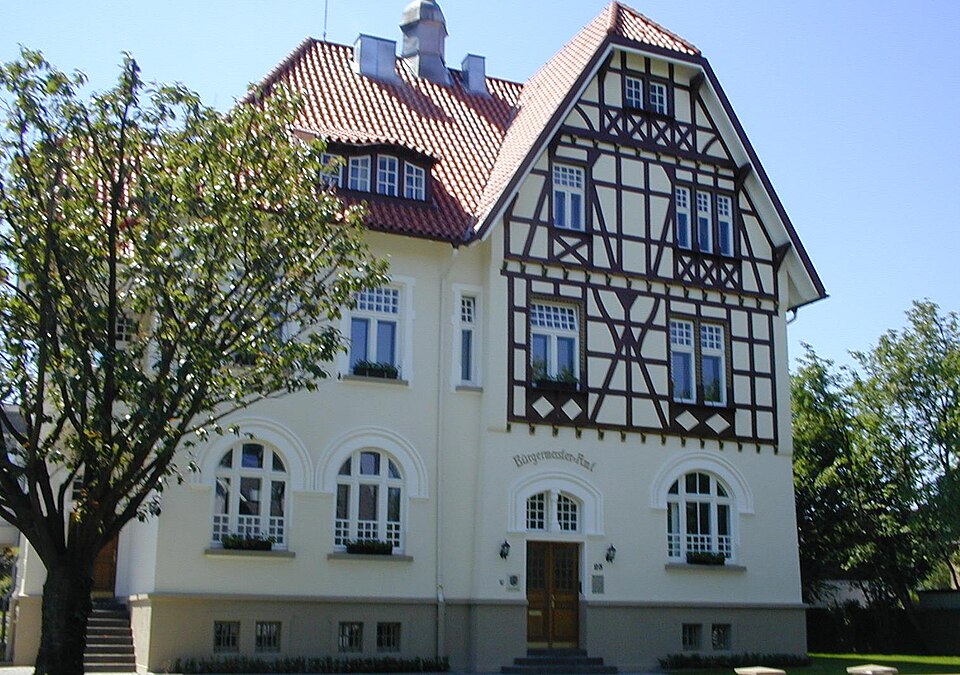 Wintergarten-Fachbetriebe in Nörvenich: Rathaus