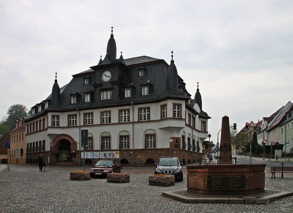 Wintergarten-Fachbetriebe in Nossen: Rathaus – Foto: Norbert Kaiser Wintergarten-Fachbetriebe in Nossen: Rathaus