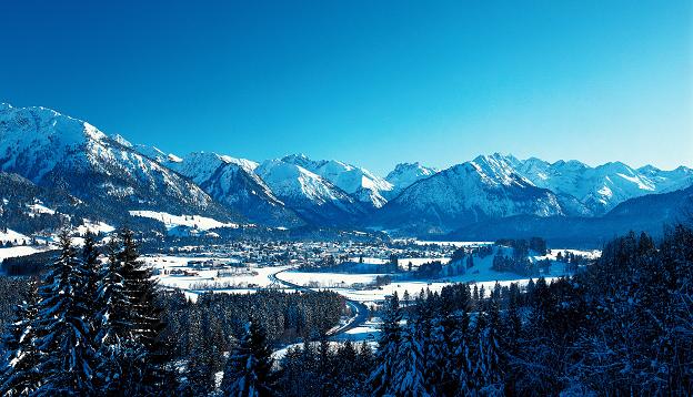 Wintergarten-Fachbetriebe in Oberstdorf: Stadtansicht – Foto: Wikimedia-Autor Wintergarten-Fachbetriebe in Oberstdorf: Stadtansicht