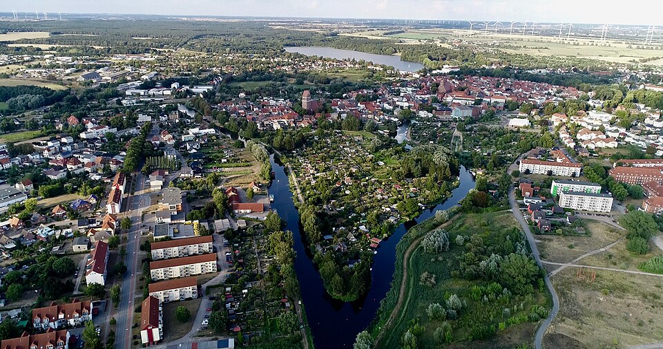 Wintergarten-Fachbetriebe in Parchim: Luftbild, Altstadt