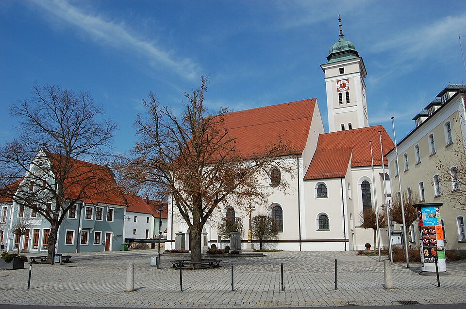 Wintergarten-Fachbetriebe in Pfreimd: Bild Marktplatz – Foto: Alois Köppl, Gleiritsch Wintergarten-Fachbetriebe in Pfreimd: Bild Marktplatz