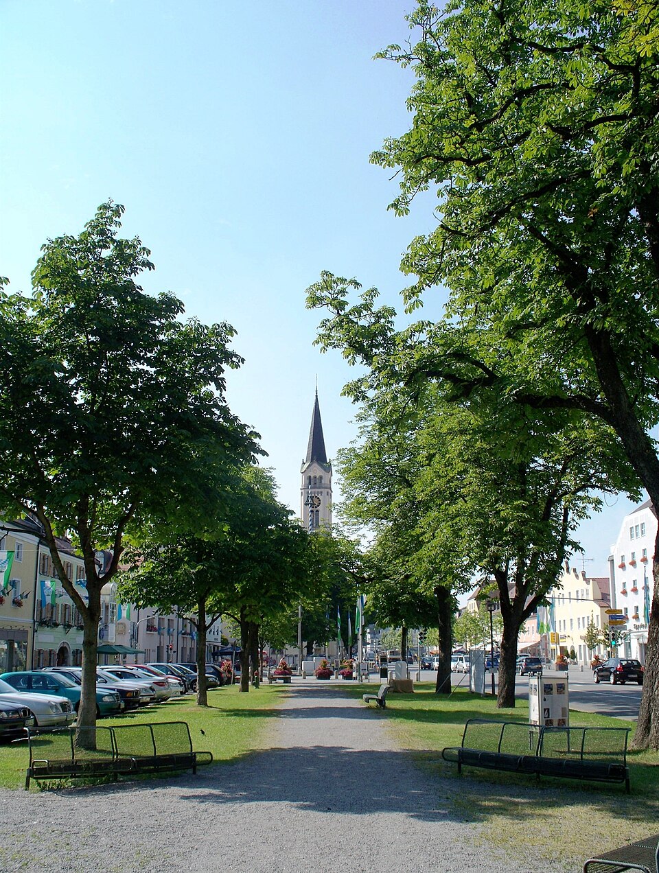 Wintergarten-Fachbetriebe in Plattling: Stadtplatz – Foto: High Contrast Wintergarten-Fachbetriebe in Plattling: Stadtplatz