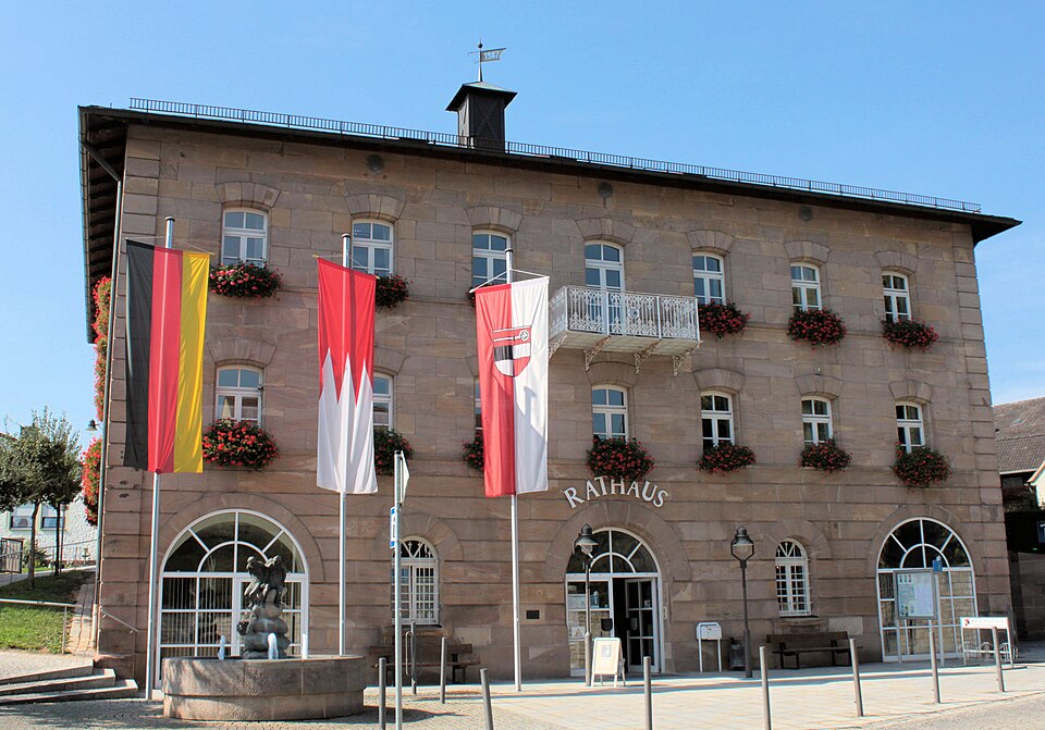 Wintergarten-Fachbetriebe in Pleinfeld: Rathaus – Foto: Zinnmann Wintergarten-Fachbetriebe in Pleinfeld: Rathaus