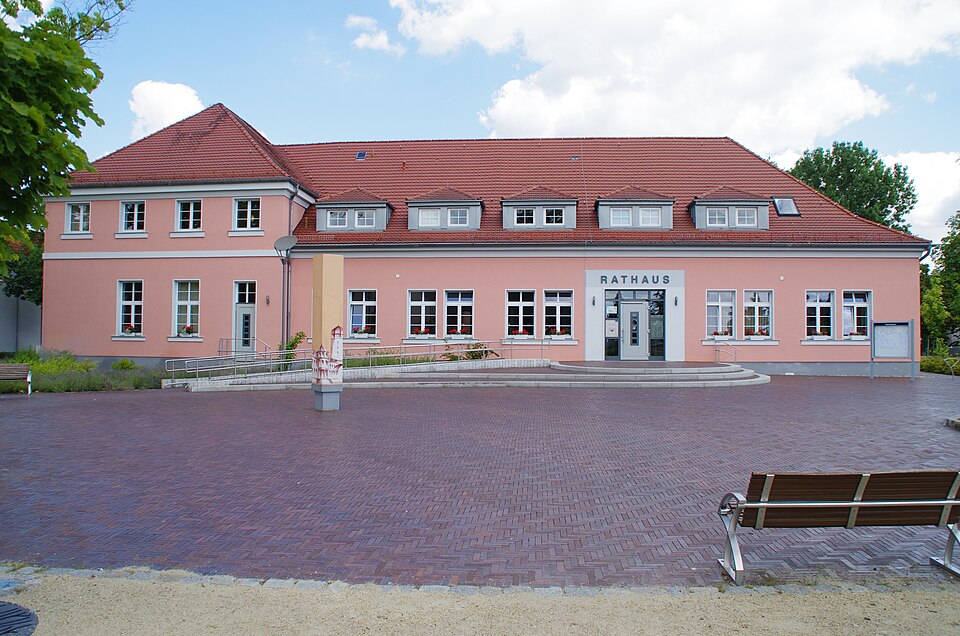 Wintergarten-Fachbetriebe in Premnitz: Rathaus – Foto: Clemensfranz Wintergarten-Fachbetriebe in Premnitz: Rathaus