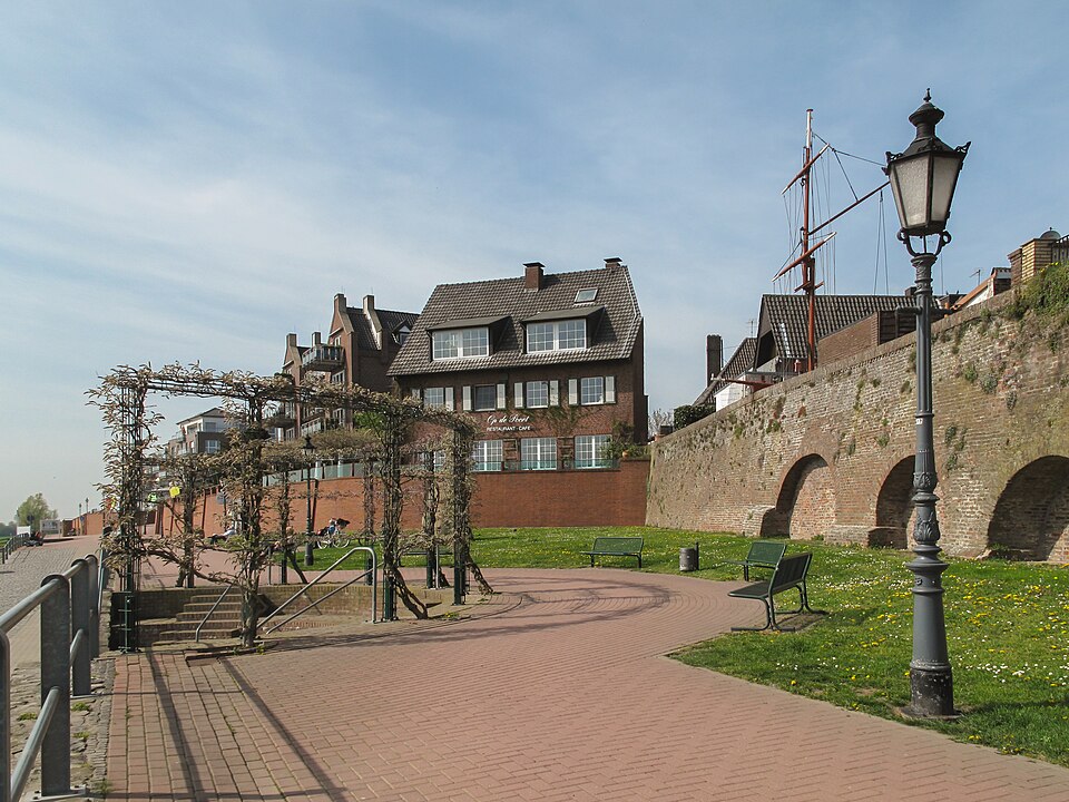 Wintergarten-Fachbetriebe in Rees: Stadtansicht – Foto: Michielverbeek Wintergarten-Fachbetriebe in Rees: Stadtansicht
