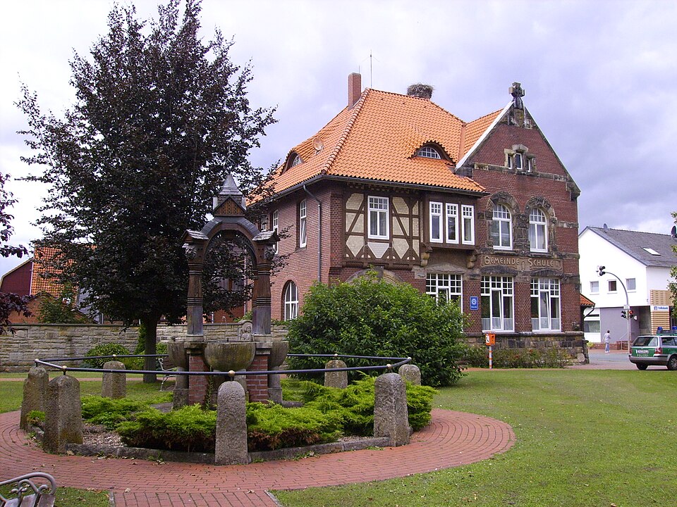 Wintergarten-Fachbetriebe in Rehburg-Loccum: Brunnen – Foto: Werderfan10b Wintergarten-Fachbetriebe in Rehburg-Loccum: Brunnen