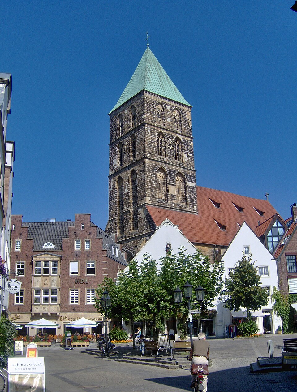 Wintergarten-Fachbetriebe in Rheine: Stadtkirche – Foto: Tubantia Wintergarten-Fachbetriebe in Rheine: Stadtkirche